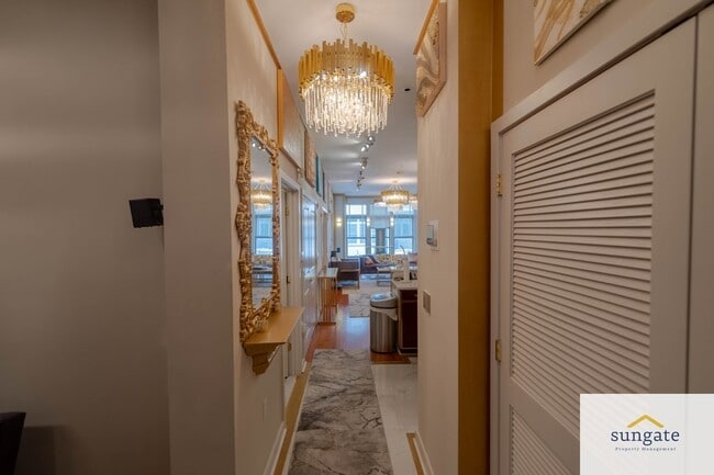Photo - 1209 N Charles St Unidad 202