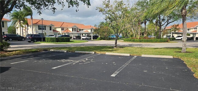 Photo - 5435 Worthington Ln Unit 201