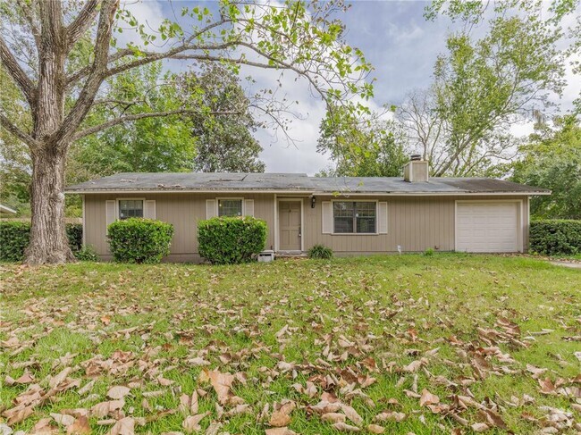 Building Photo - 6603 NW 28th Terrace Rental