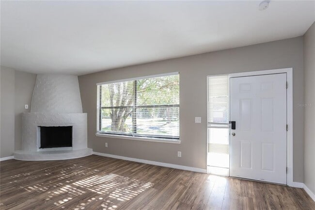 Photo - 5763 Crestmont Ave