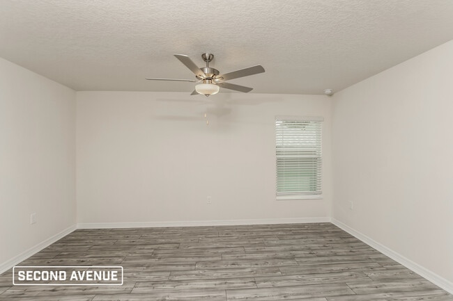 Photo - 921 Culpepper Ave SE