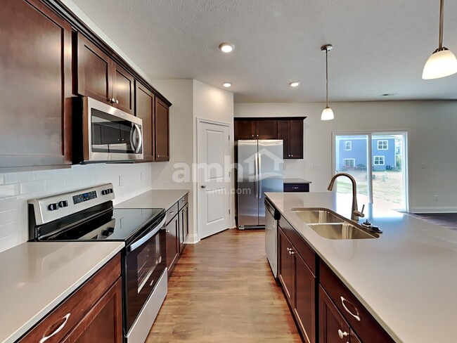 Photo - 8037 Minnow Trl