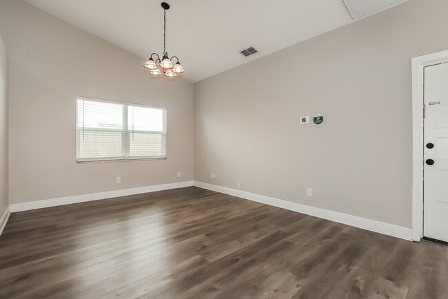Photo - 2117 Intervista Ln