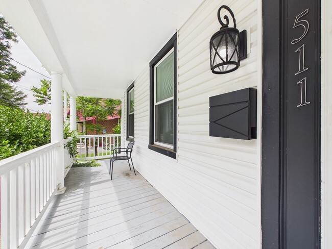 Photo - 511 Harrison St