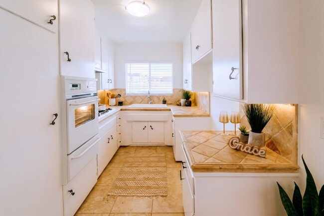 Photo - 216 S Gale Dr