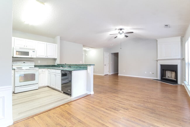 Photo - 107 Valhalla Ln