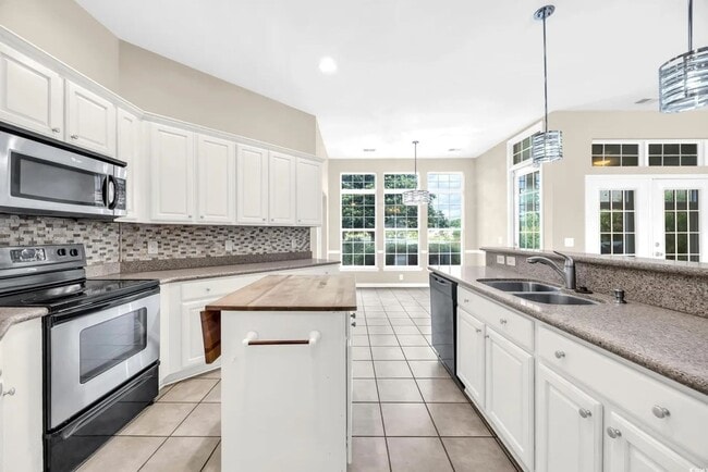 Photo - 414 Carriage Lake Dr