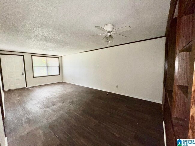 Photo - 1700 Greenbrier Dear Rd Unit 403, 106A
