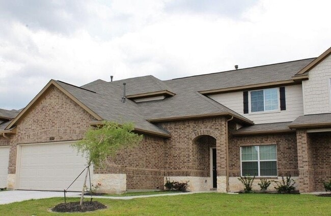 Building Photo - 12254 Roy Mix Bohn Lane