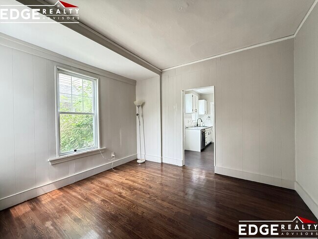 Photo - 46 Cushman Rd Unit 1