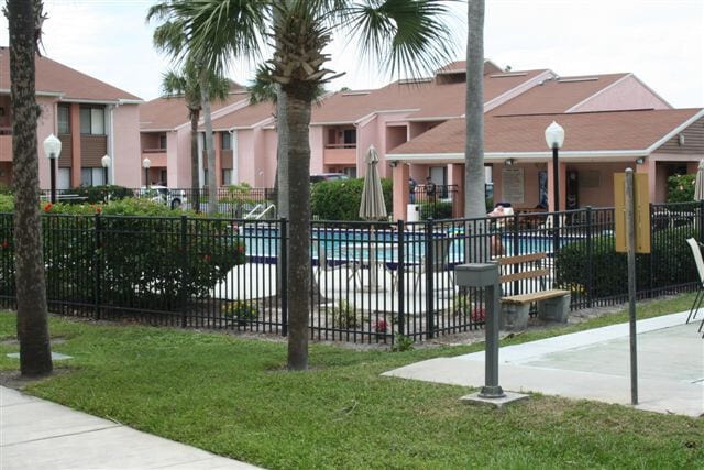 Photo - Tamarind - Renovated 2 Bedroom 2 Bath Condominium