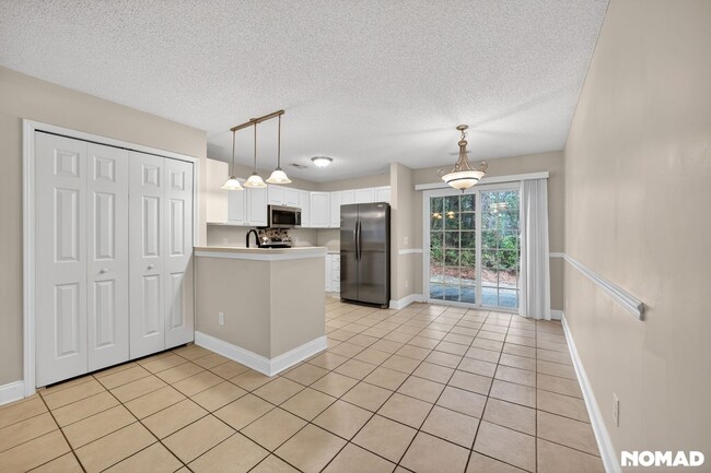 Photo - 4840 Moss Creek Loop