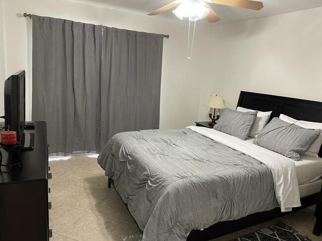 Photo - 148 Tuscany B