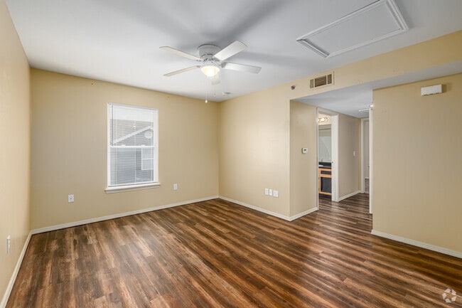 The Scholar 1BR, 1BA - 740SF - Living Room