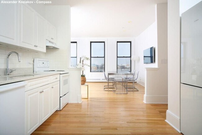 Photo - 483 Beacon St Unit 91