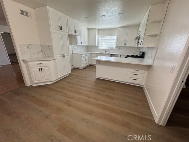 Photo - 16763 Daisy Ave