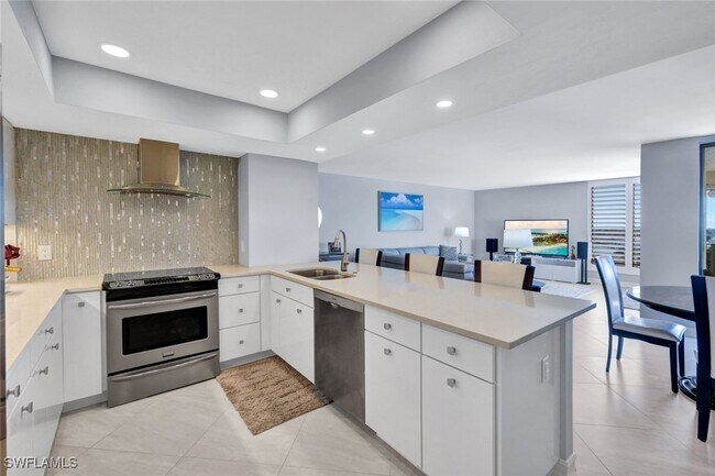 Photo - 3215 Gulf Shore Blvd N Unit 704N