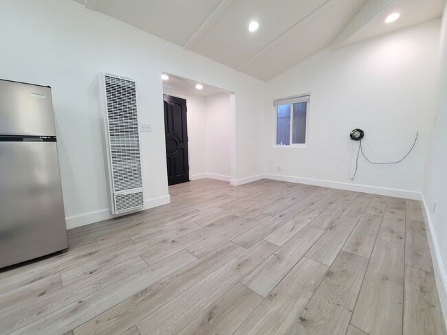 Photo - 12567 Knoll Dr Unit 12567 Knoll -  B