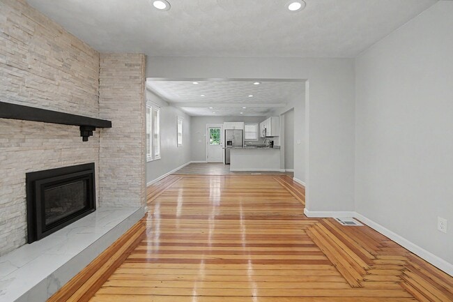 48 Audubon Ave Unit 1