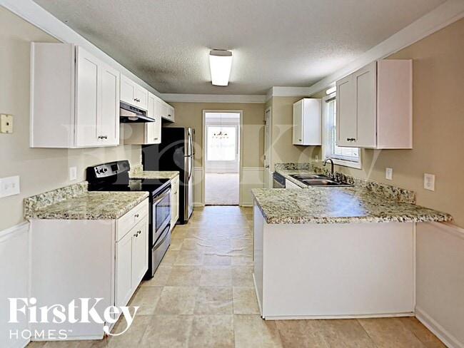 Photo - 376 Tuscany Trce