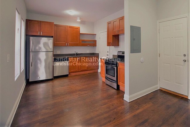 Studio Apartments For Rent In West Rogers Park Chicago Il Photo 7526 N Seeley Ave Unit 301