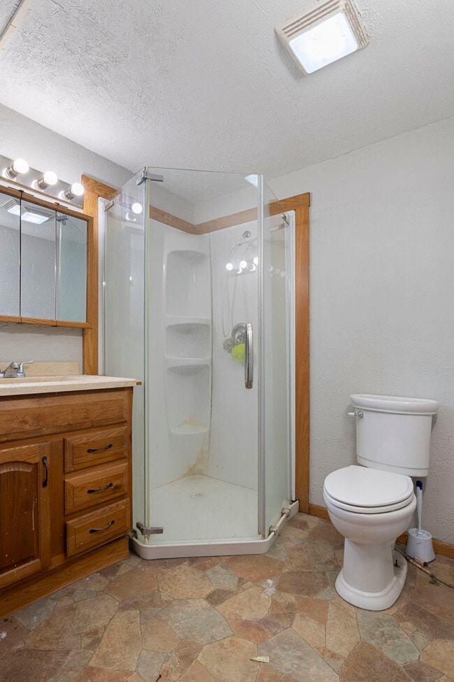 Photo - 1450 W 14th St