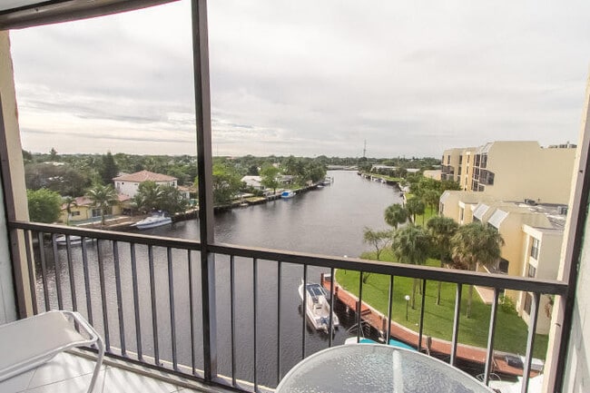 Photo - 15 Royal Palm Way Unidad 602 Rental