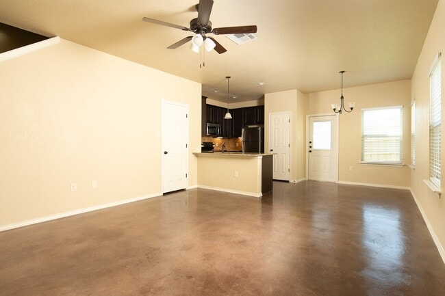 Photo - GORGEOUS 3 BEDROOM DUPLEX LOCATED IN BUDA, TEXAS!