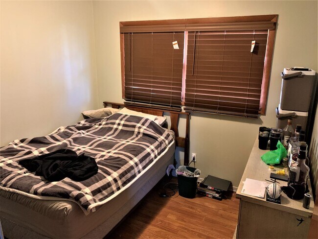 Photo - Washer & Dryer Included + Fenced In Back Y...