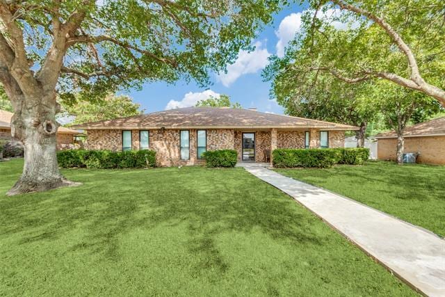 435 Cambridge Dr