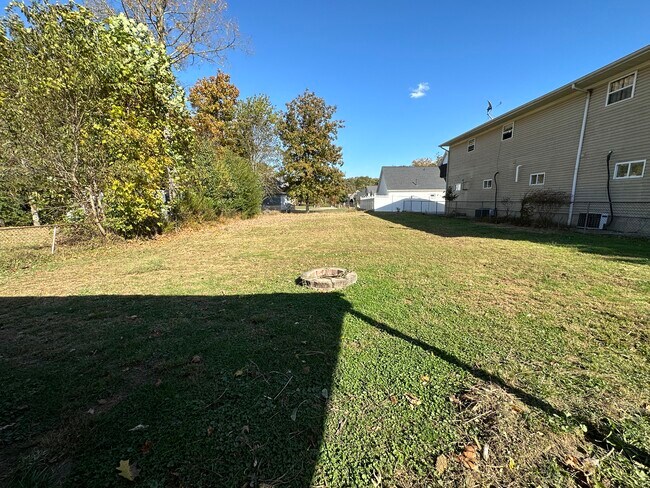 Large fenced yard - 6120 Pinedale Dr House