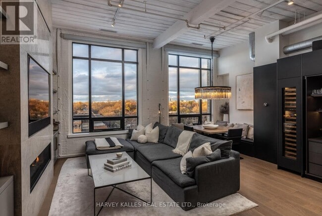 Photo - 993 Queen St W Unité Ph12