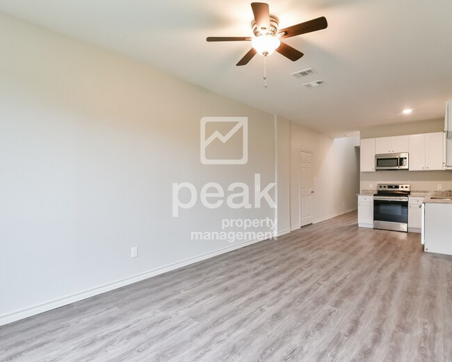 $1499! 3Bed/2.5Bath Fort Worth Duplex! Price Enhancement!