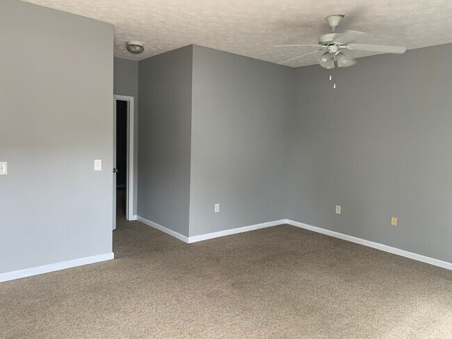 Photo - Fall 2026 Two Bedroom @ Park Place Condos! Unidad 103