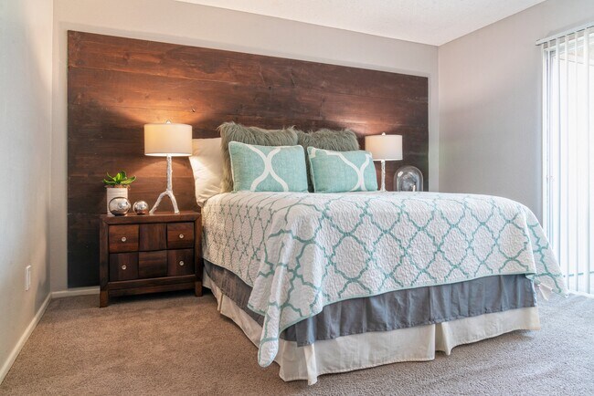 Photo - Westmount at Urban Trails