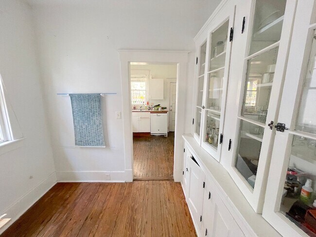 Photo - 2 BED | 1 BATH | STARLAND | ONE PARKING SPACE INCLUDED | Available October 2026