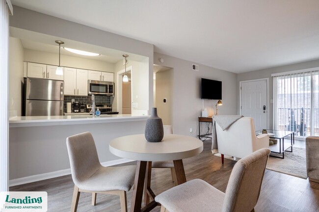 Photo - 6111 Allisonville Rd Unidad 150.1408441