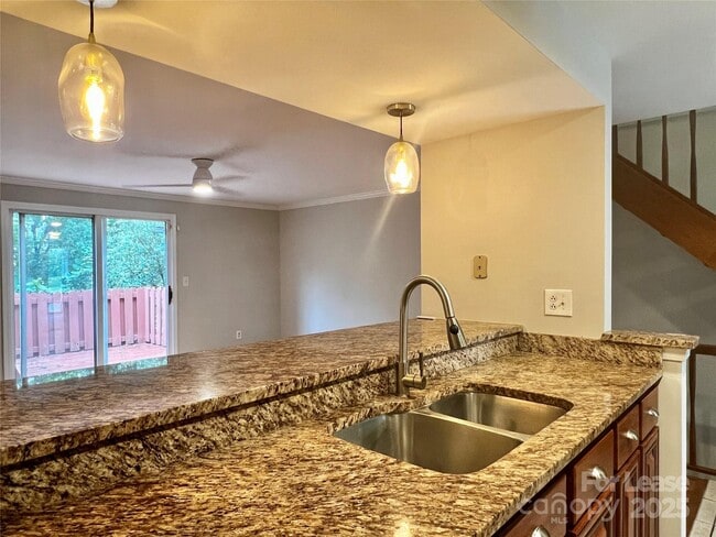 Photo - 1317 Maple Shade Ln