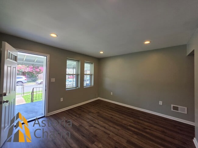 Photo - 203 Chestnut St