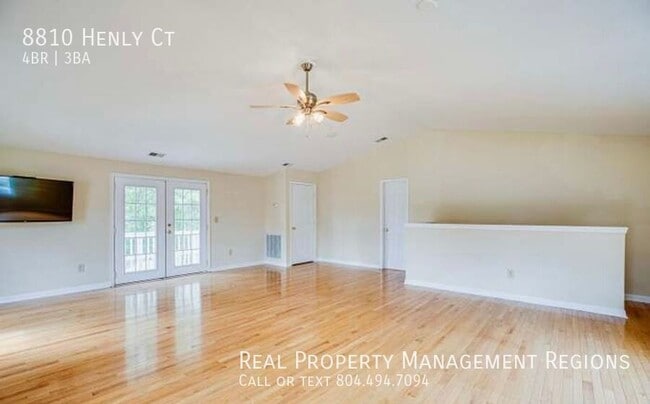 Photo - 8810 Henly Ct