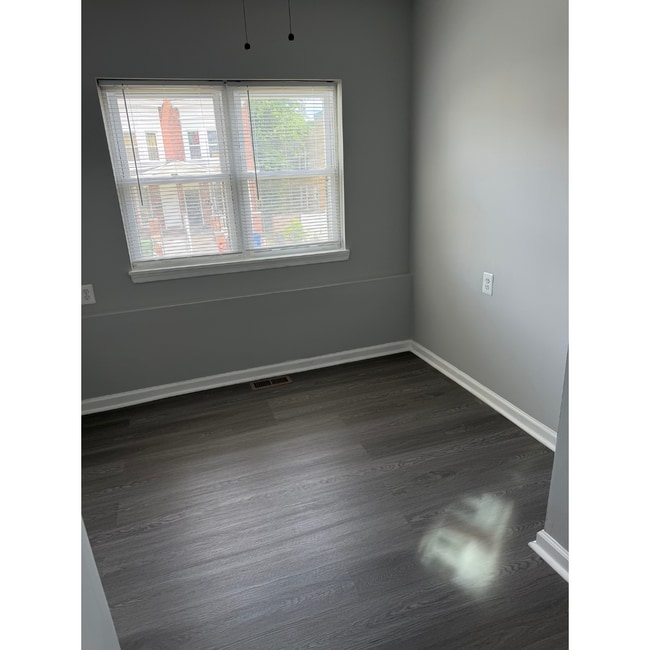 803 Cator Ave Unit BB AVAILABLE W/BATH $850 BB