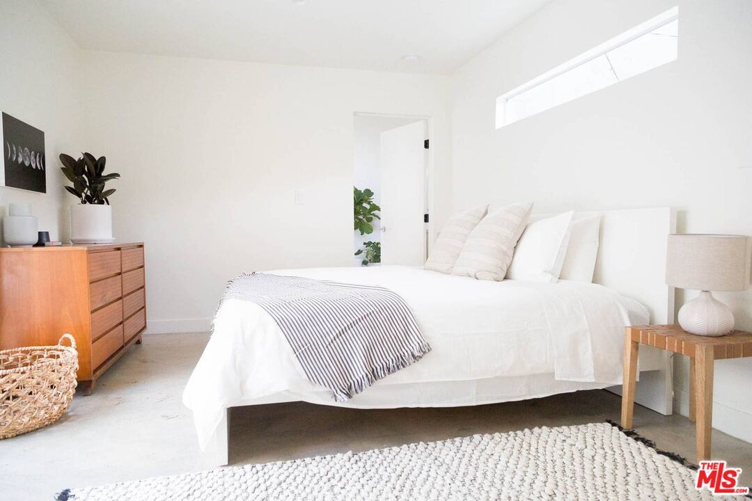 Photo - 2228 1/2 Echo Park Ave