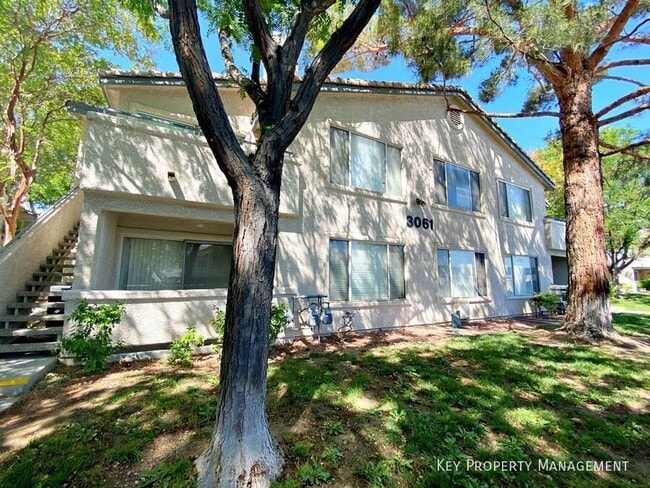 Building Photo - 3061 Key Largo Dr Unit #204