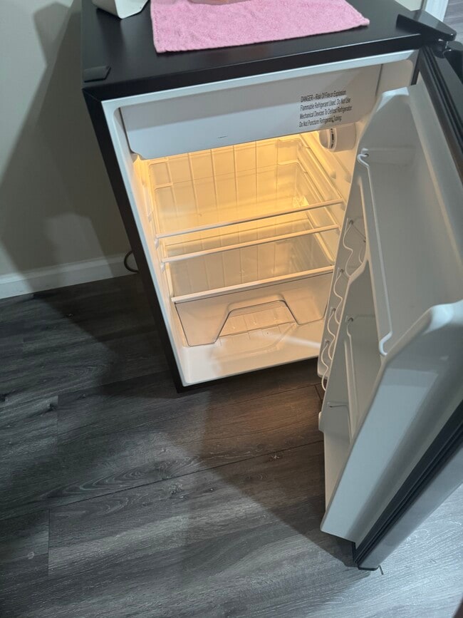 Photo - 312 S Spring St