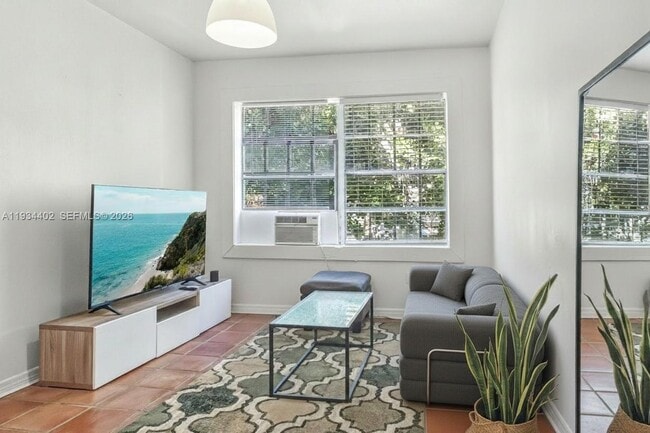 Photo - 842 Meridian Ave Unit 2A