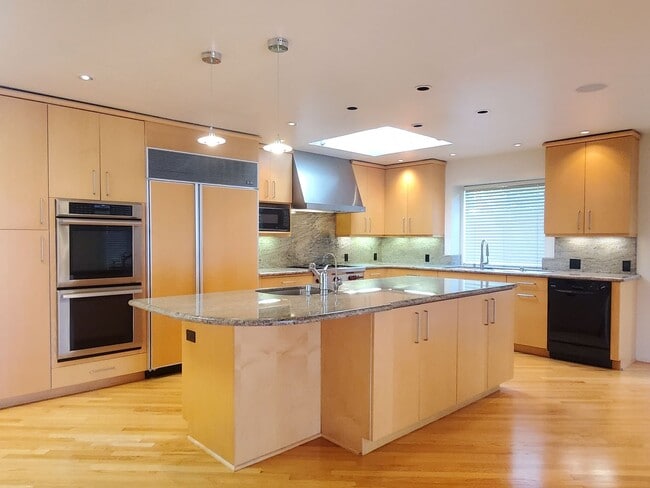 Photo - 19354 Titus Ct