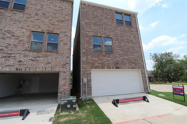 Photo - 833 Tennessee Dr