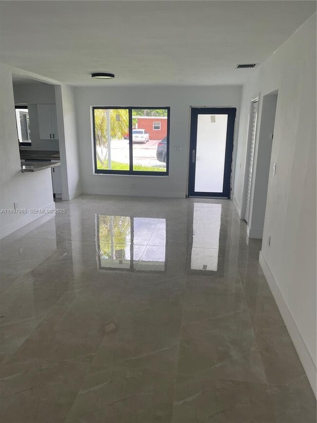 Photo - 4310 NW 182nd St