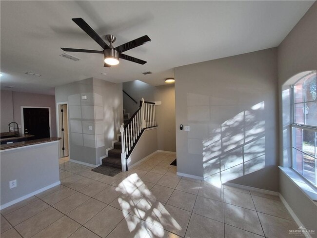 Photo - 19 Jade St Unit 3