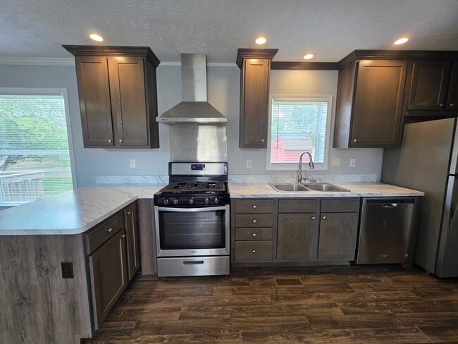 Photo - 3610 Pinoak St